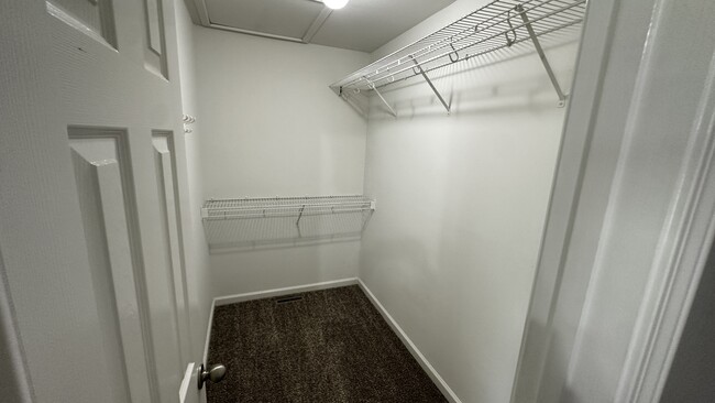 Building Photo - 3541 Sandpiper Dr