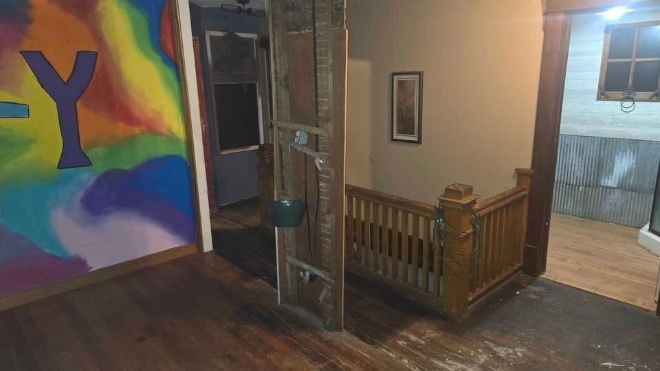 Building Photo - 222 S Broadway St