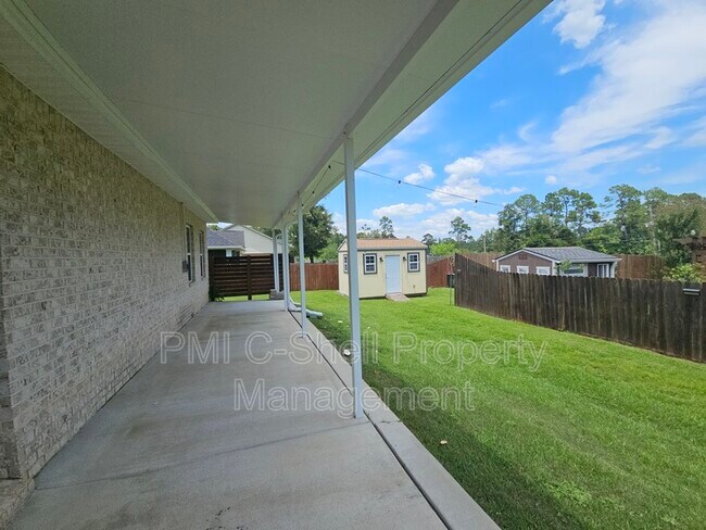 Building Photo - 6047 Twenty One Oaks Dr