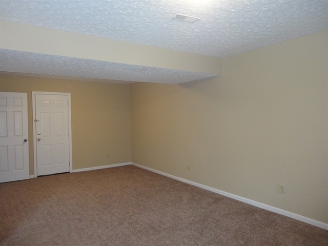 Building Photo - 5933 Katelyn Ln