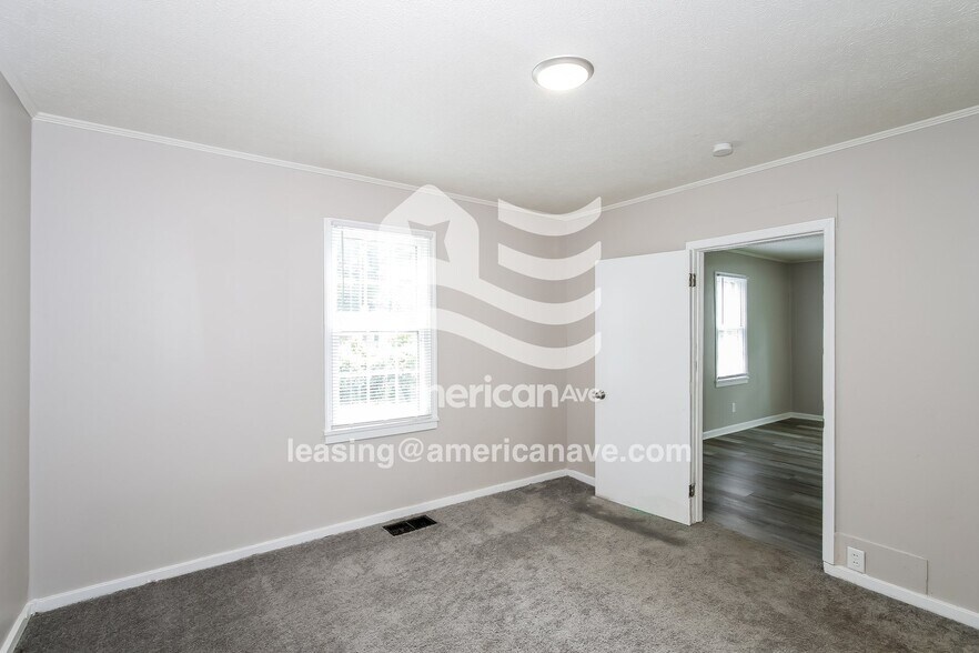 Building Photo - 2065 Telfair St