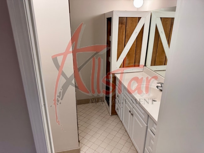 Building Photo - 4241 Faye Dr