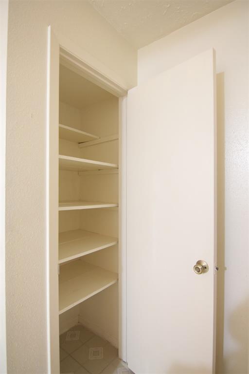 Building Photo - 10555 Turtlewood Ct
