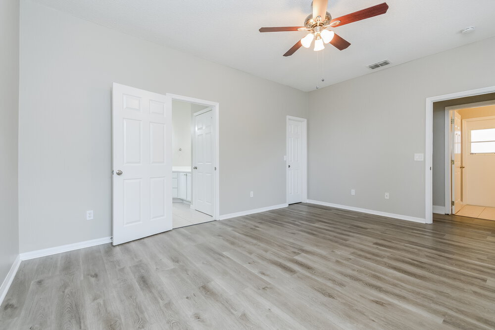 Building Photo - 1046 Raining Meadows Ln