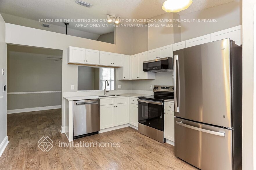 Building Photo - 8763 Hammond Forest Dr