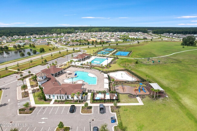 Building Photo - 150 Logrono Ct