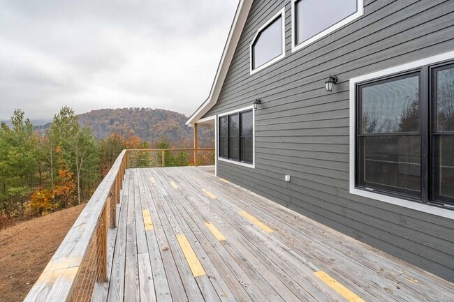 Building Photo - Spacious, Serene, and Brand New: 3BR Home ...