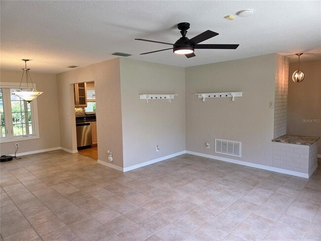 Building Photo - 9071 Ridge Rd