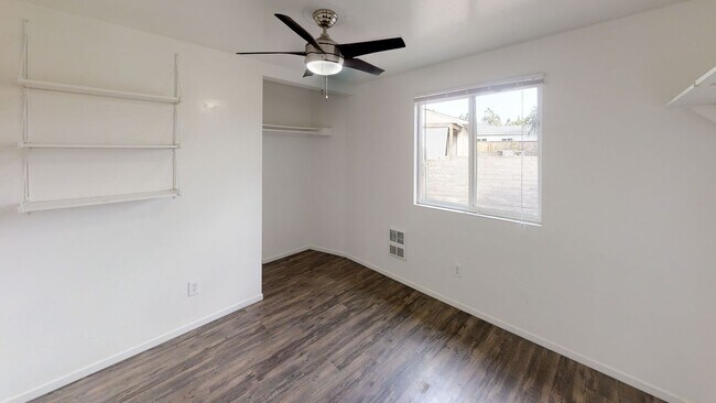 Building Photo - 8BD/3BA, Large Yard w/ Turf!