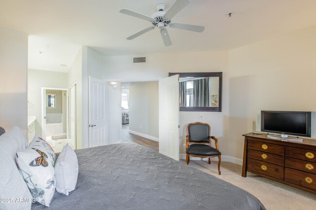 Building Photo - 11260 N 92nd St