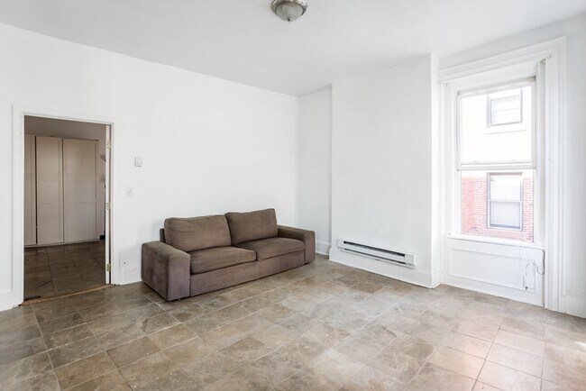 Building Photo - 853 Harrison Ave