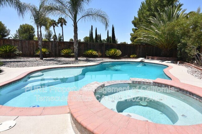 Building Photo - 39265 Corte Pluma