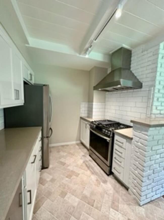 Building Photo - Beautiful Home in a Lovely Neighborhood! Available Spacious 2 Bedroom and Two Bathroom!