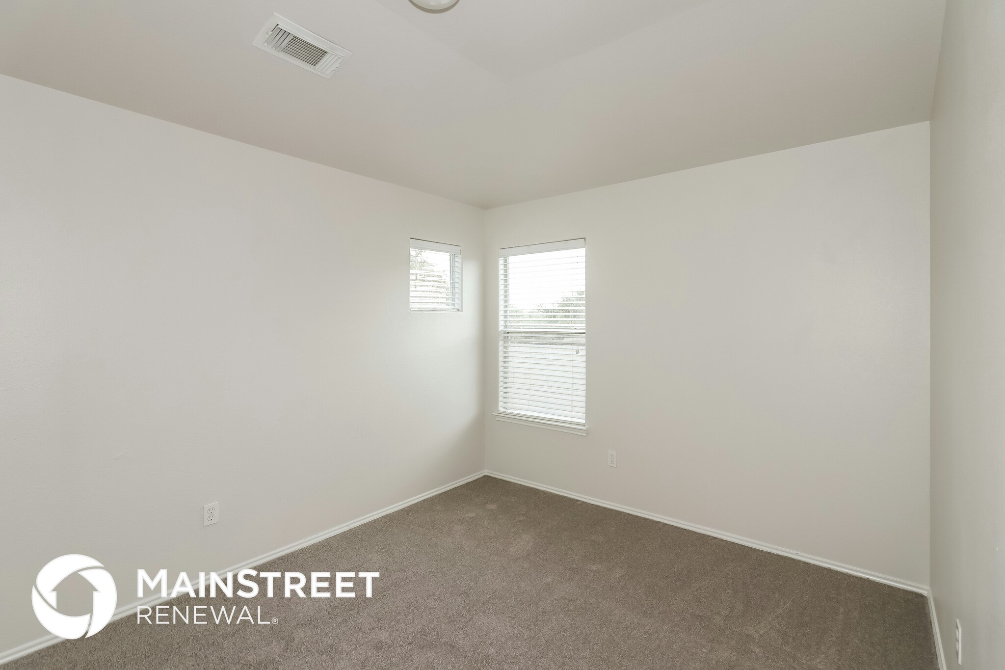 Building Photo - 8515 Satinwood Way