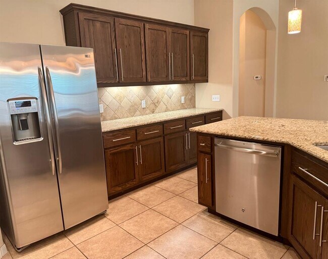 Building Photo - 137 Navigator Dr