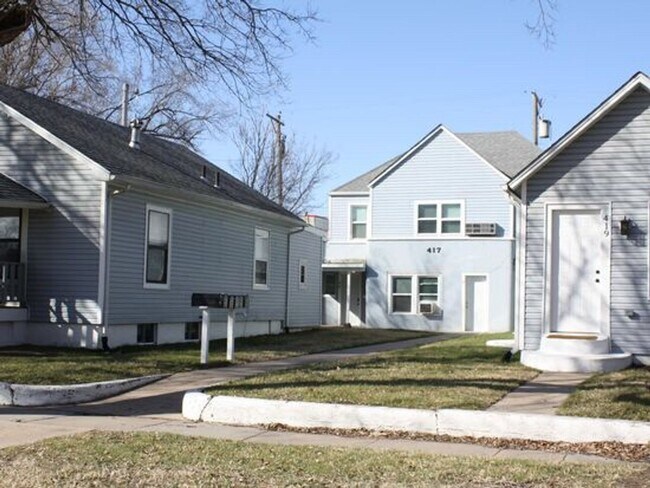 Building Photo - 417 N Walnut St