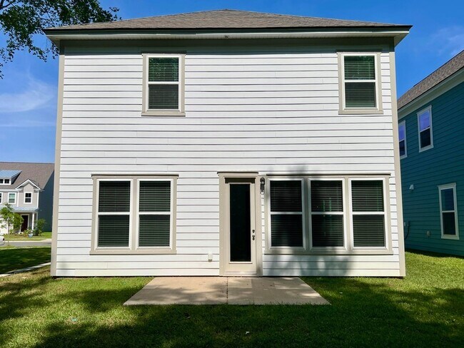 Building Photo - 4008 Flatiron Dr