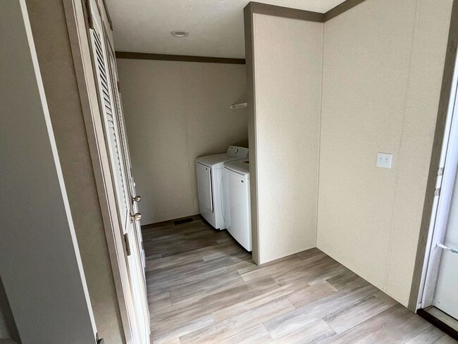 Building Photo - 5418 E Deadwood Dr