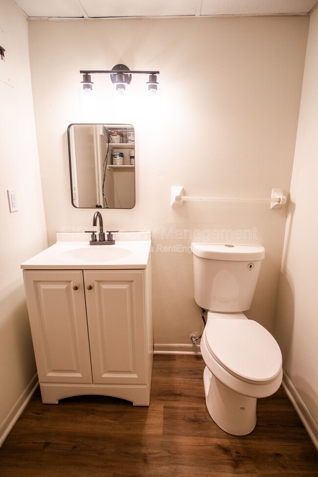 Building Photo - 3112 E Governor John Sevier Hwy