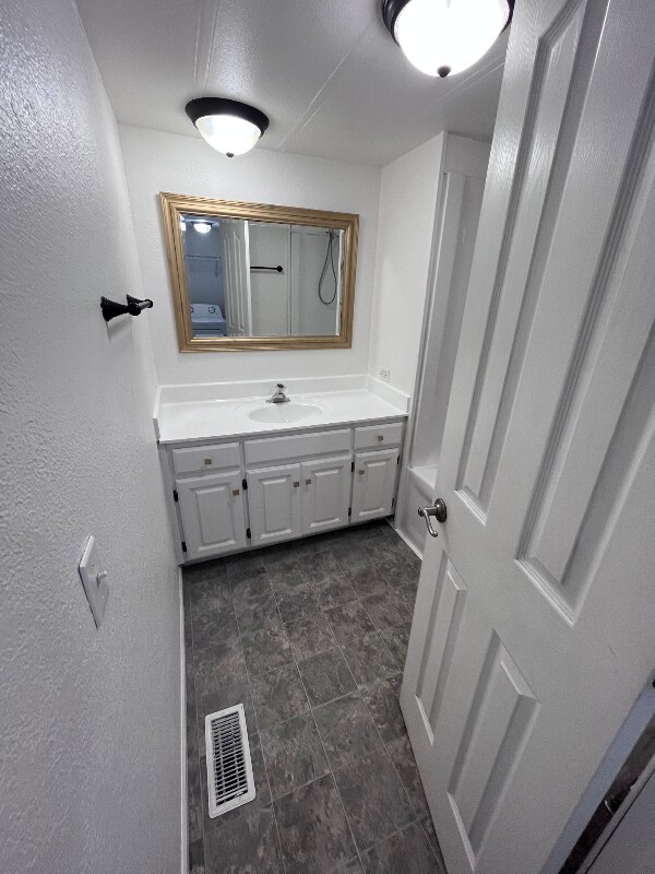 Building Photo - 16 Sassy Ln