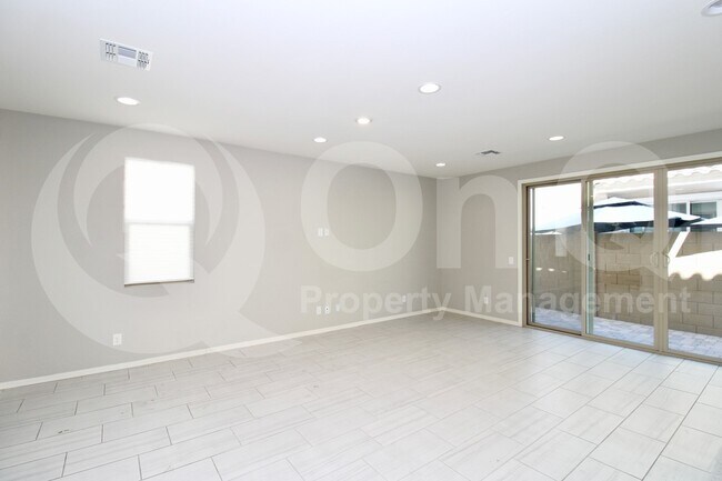 Building Photo - 17221 N 9th Pl