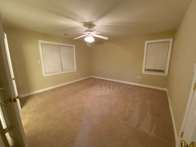 Building Photo - 3401 Bartley Pond Pl
