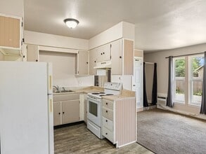 Building Photo - Sumac3041 (MK-LN)
