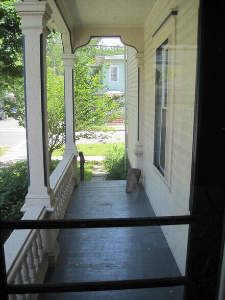 Porch - 444 N Tioga St
