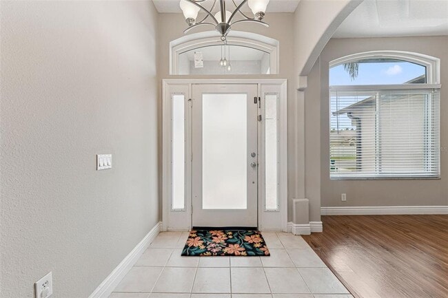 Building Photo - 25946 Buckthorn Ave