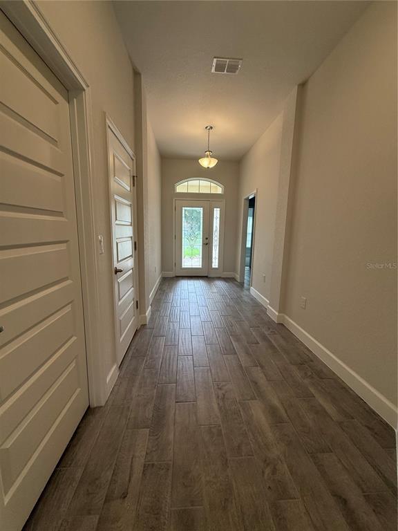 Building Photo - 7625 SW 180th Cir