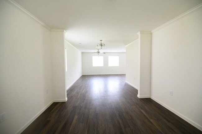 Building Photo - Like new construction 2 story home 4 bedro...