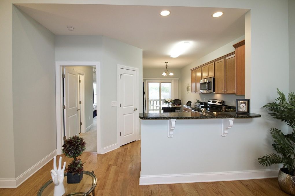 Building Photo - 45 Cypress Cir