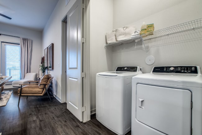 Building Photo - 16220 Phoebe Rd