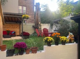 Building Photo - 5 Madison Pl