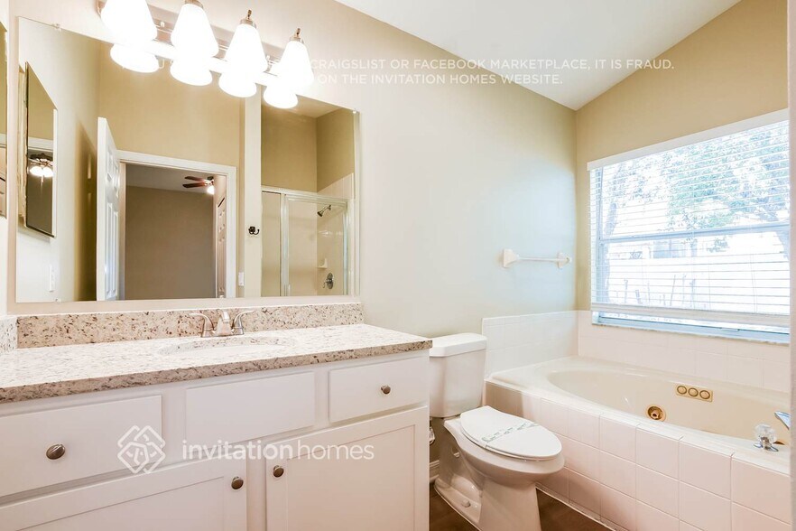 Building Photo - 2114 Hammock Moss Dr