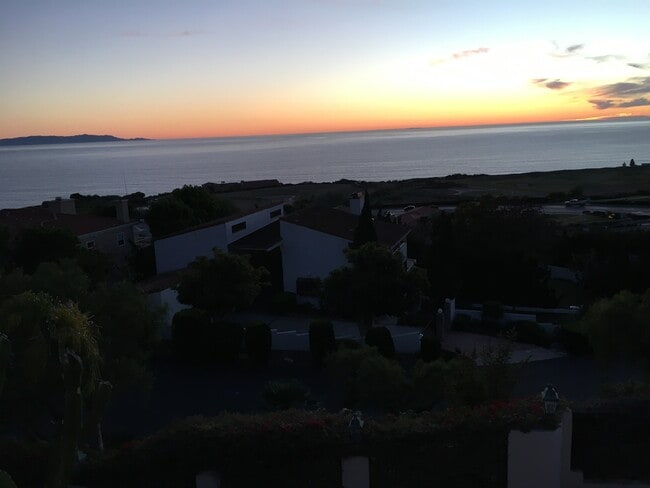 Building Photo - 32415 Aqua Vista Dr