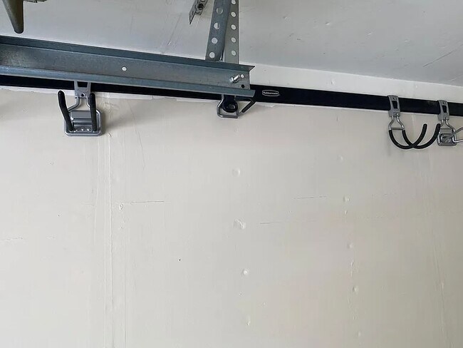 Building Photo - 1344 Merrivale West Sq