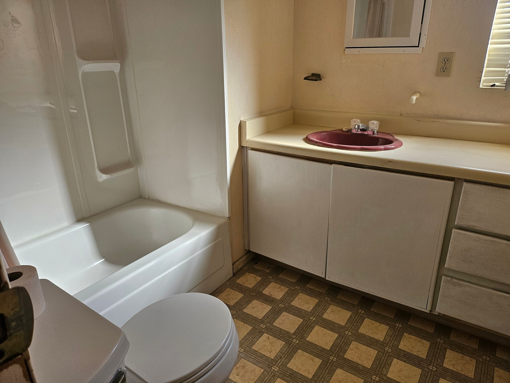 Building Photo - 13239 E 48th St