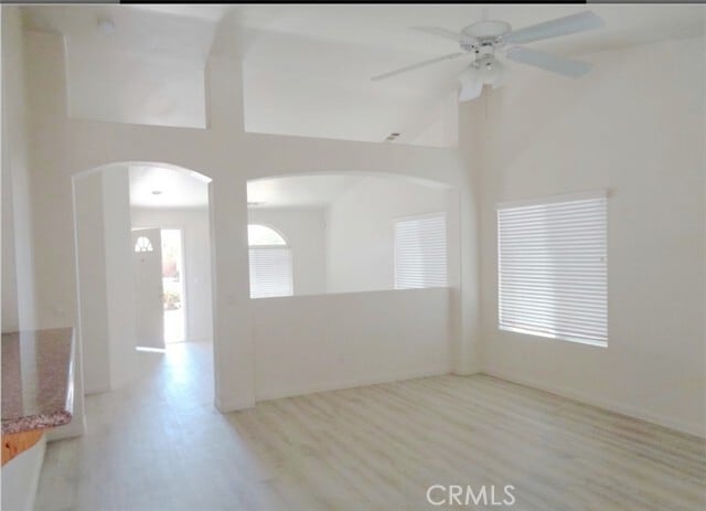 Building Photo - 15930 Oak Ct