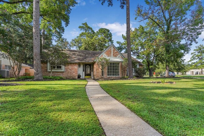 Building Photo - 1927 Maple Lakes Dr