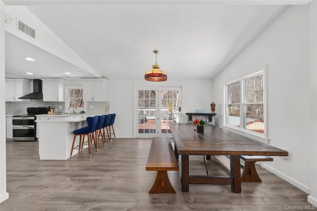 Building Photo - 10 Vernon Dr