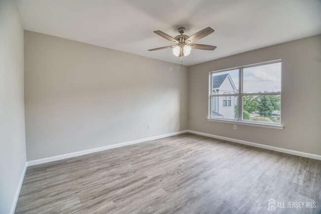 Building Photo - 149 Keswick Dr