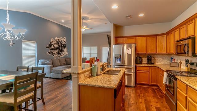 Building Photo - 2231 Cobblestone Ct