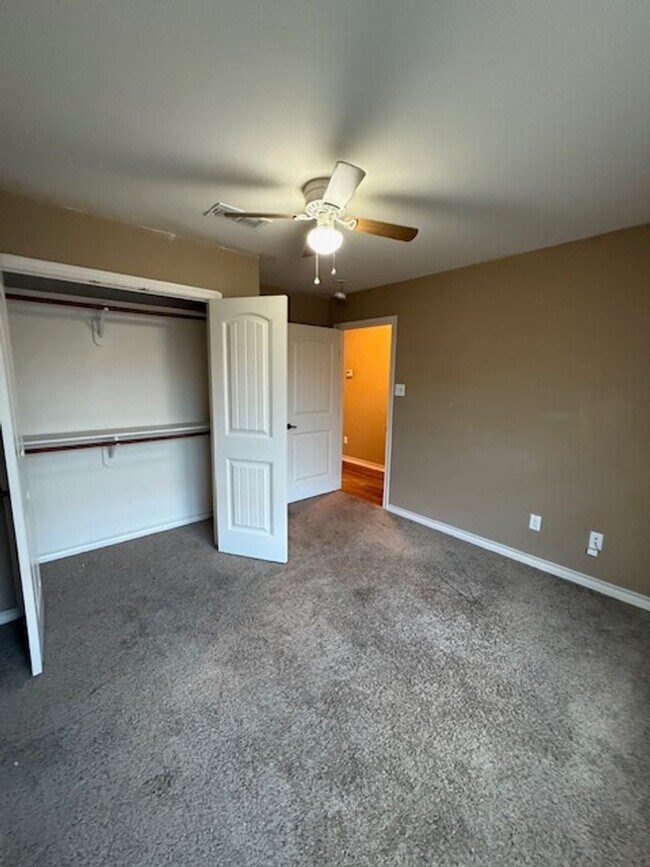 Building Photo - 2312 Independence Blvd