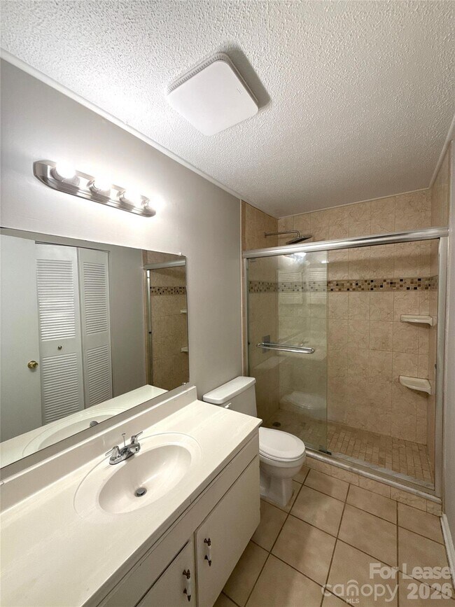 Building Photo - 11016 Hunter Trail Ln