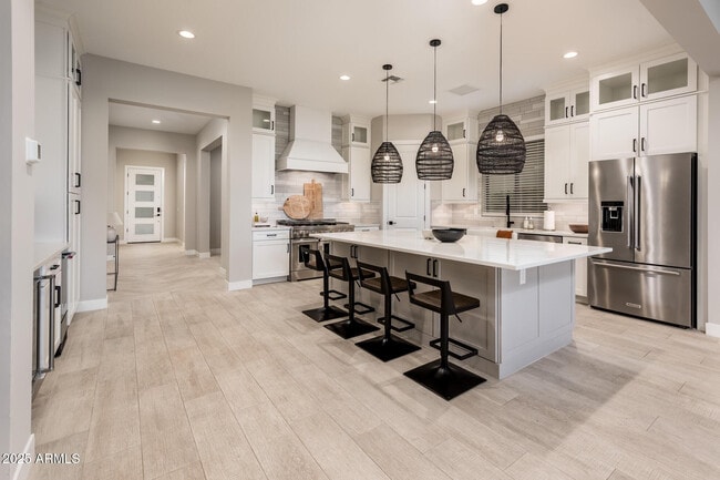 Building Photo - 6615 E Libby St