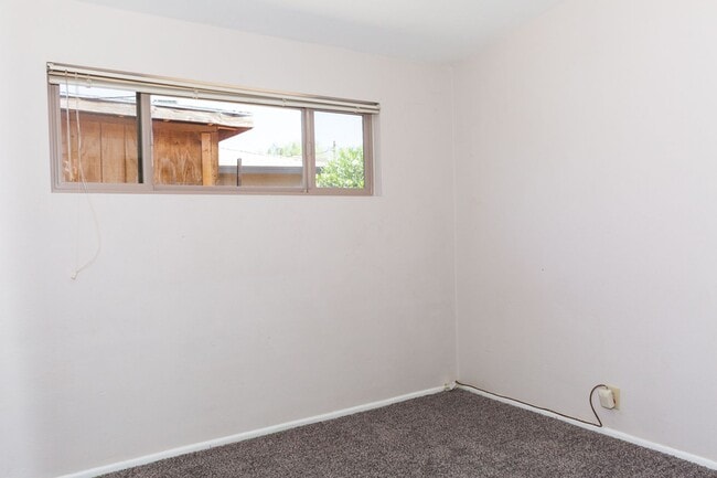 Building Photo - Scottsdale Rental Listing