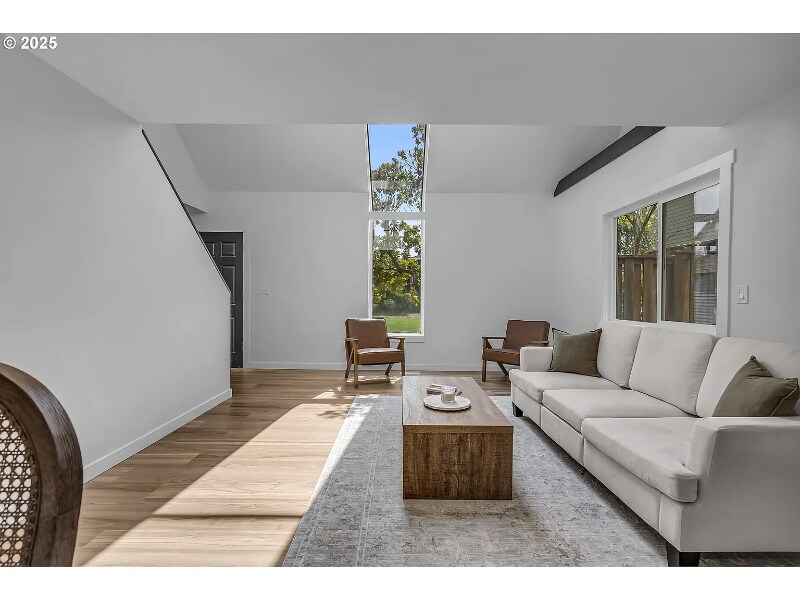 Building Photo - 5375 NW Edgebrook Pl