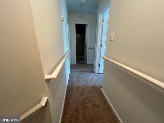 Building Photo - 10458 Damascus Park Ln