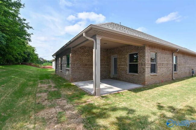 Building Photo - 149 Rosemary Ayers Dr